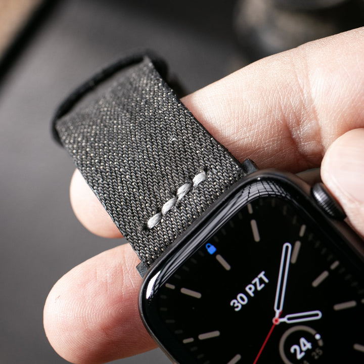 Roarstraps apple watch kot saat kayışı ile modern ve şık tasarım, ayarlanabilir uyum sağlar.