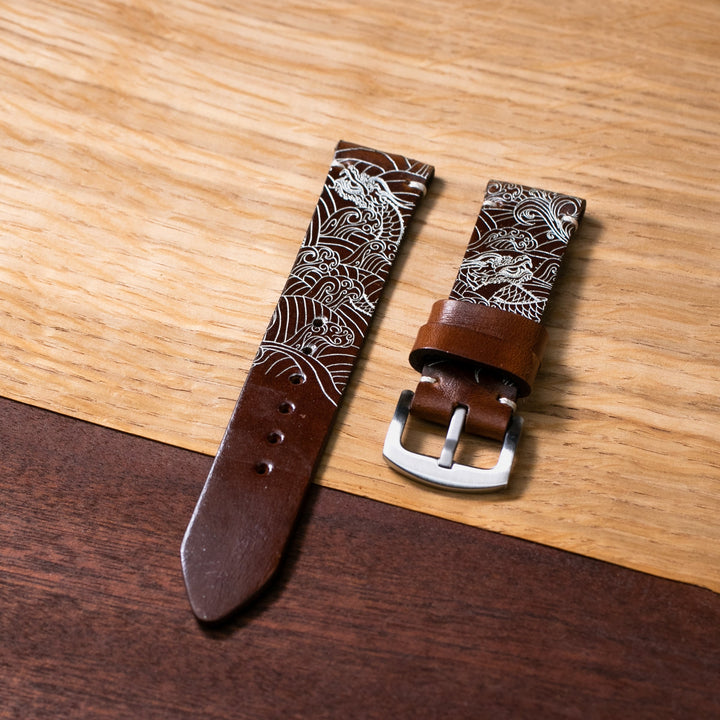 Roarstraps el yapımı deri saat kayışı, şık tasarımlı ve dayanıklı malzemeden yapılmıştır.