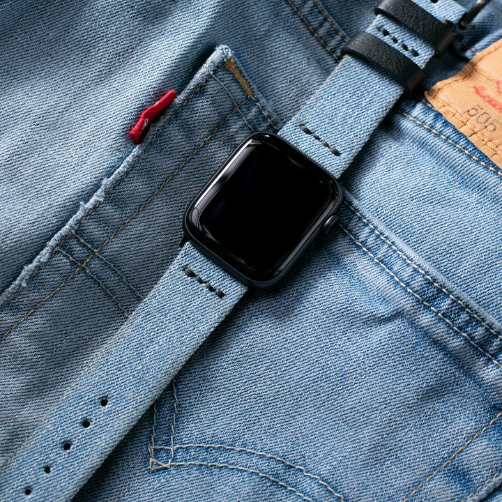Roarstraps apple watch kot kayış, denim görünüm ile modern ve şık bir tarz sunar