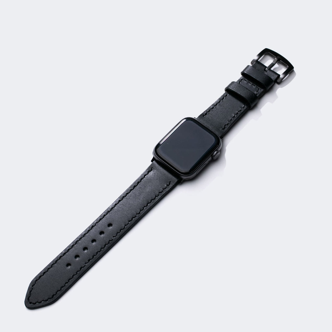 Roarstraps el yapımı deri Apple Watch kayışı, şık siyah tasarım ve kaliteli işçilik ile dikkat çekiyor
