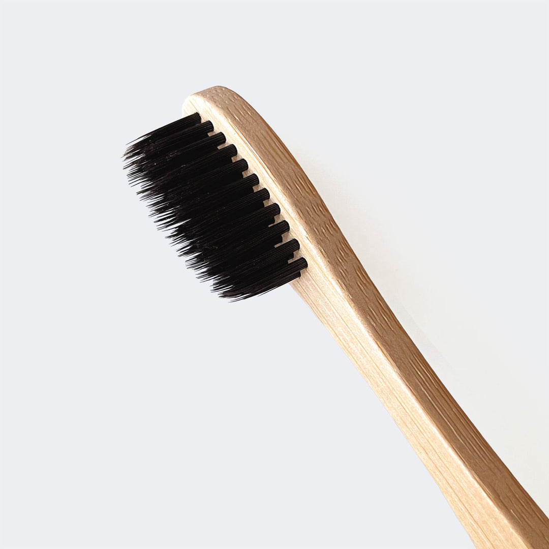 Roarcraft deri temizleme fırçası, doğal kıllarla deri yüzeyleri nazikçe temizlemek için ideal