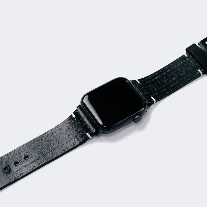 El yapımı deri Apple Watch kordonu, şık tasarım ve dayanıklı malzeme ile saatler için ideal aksesuar
