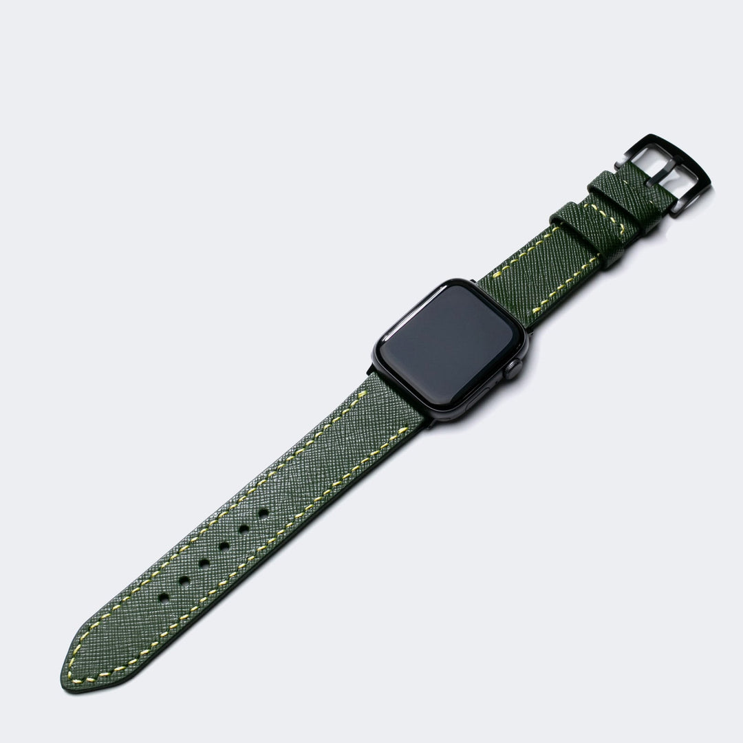 Orman yeşili deri Apple Watch kayışı, şık tasarım ve dayanıklı dikiş detayları ile