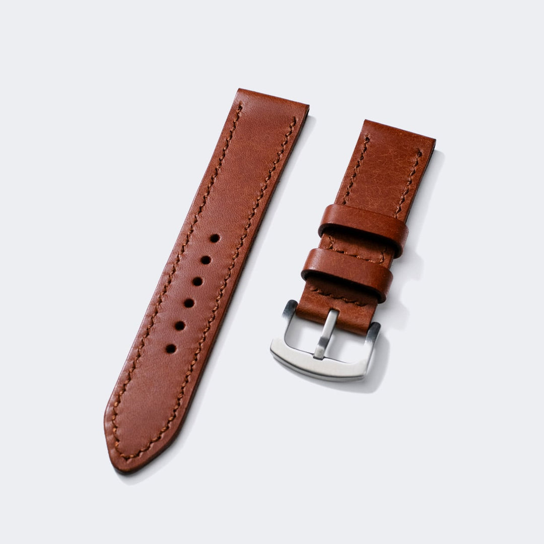 Roarstraps el yapımı deri saat kayışı, kahverengi tonlarda şık tasarım ve kaliteli dikiş detaylarıyla