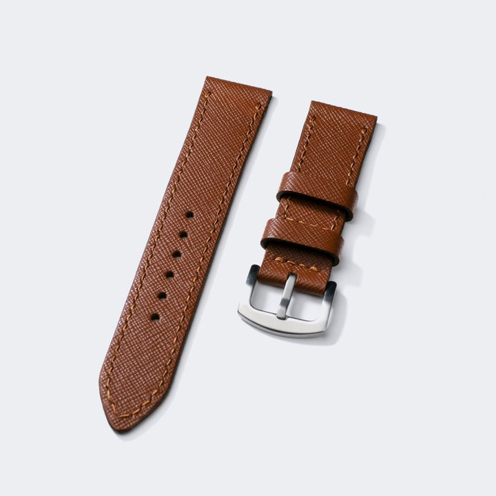 Roarstraps saffiano deri saat kayışı, kahverengi renk ve metal toka ile şık bir tasarıma sahip