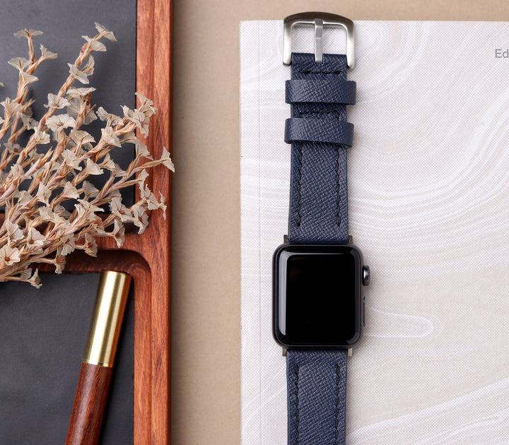 Saffiano Deri Apple Watch Kayış - Gece Mavisi - Roarcraft TR
