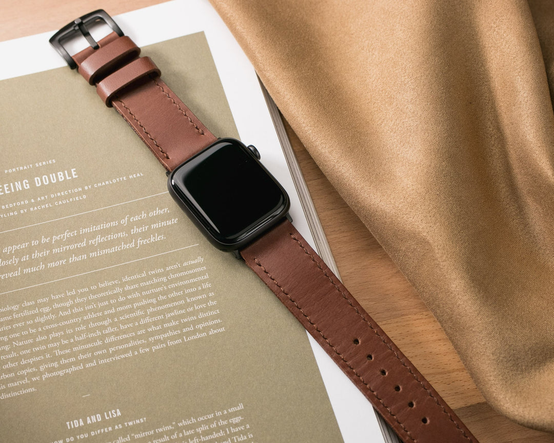 Roarstraps el yapımı deri Apple Watch kayışı, kahverengi renk ve şık tasarım ile mükemmel uyum sağlar